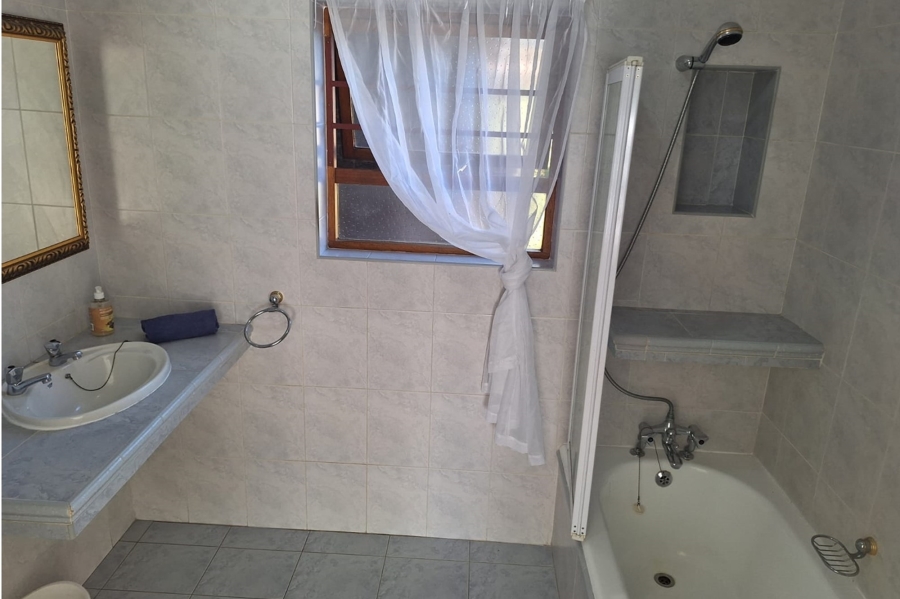 4 Bedroom Property for Sale in Boskloof Eastern Cape